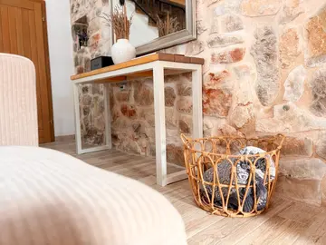 3-Bedroom Villa in Vrbanj for Up to 8 Guests