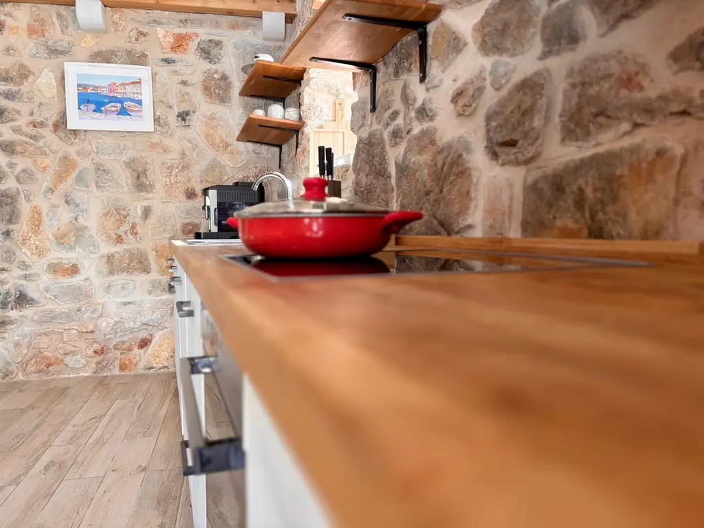3-Bedroom Villa in Vrbanj for Up to 8 Guests
