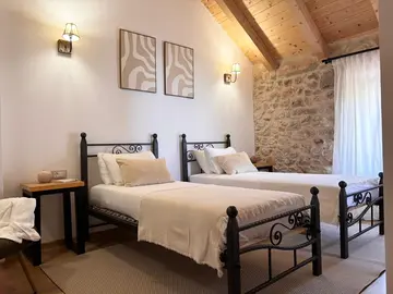 3-Bedroom Villa in Vrbanj for Up to 8 Guests