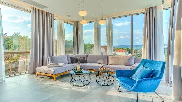 Heated Pool Villa with Spa and Tennis in Zmijavci