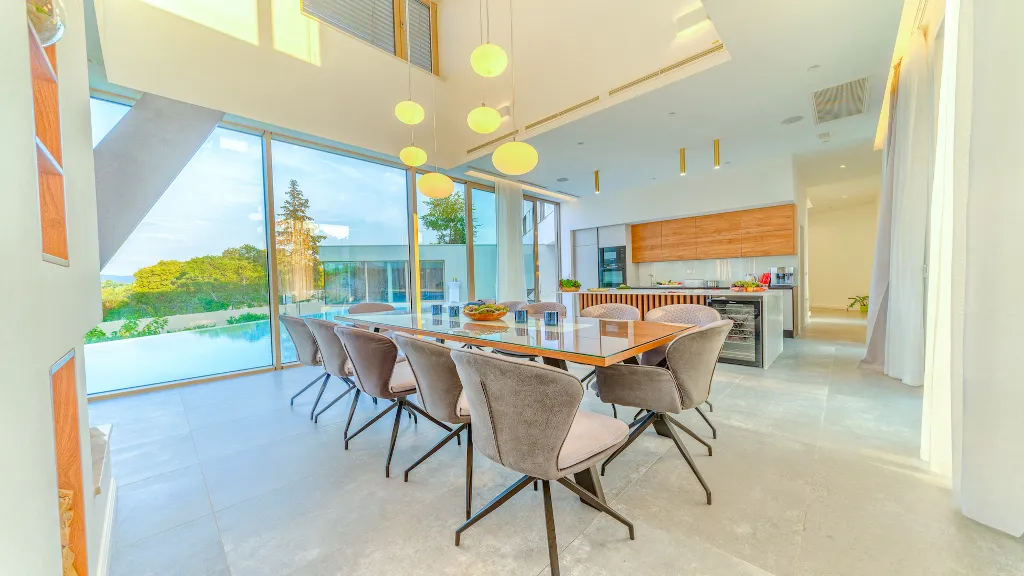 Heated Pool Villa with Spa and Tennis in Zmijavci