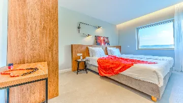 Heated Pool Villa with Spa and Tennis in Zmijavci