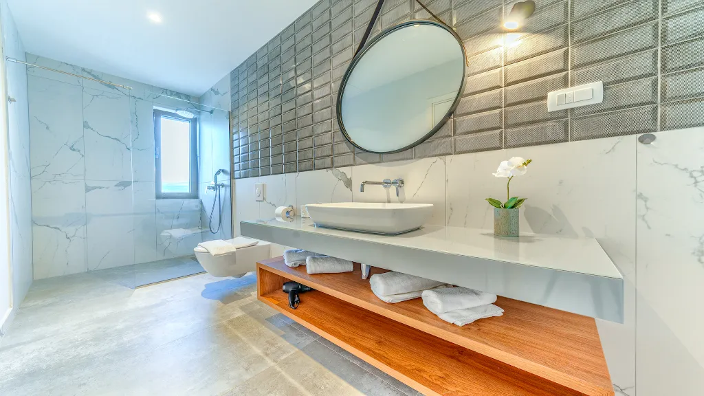 Heated Pool Villa with Spa and Tennis in Zmijavci