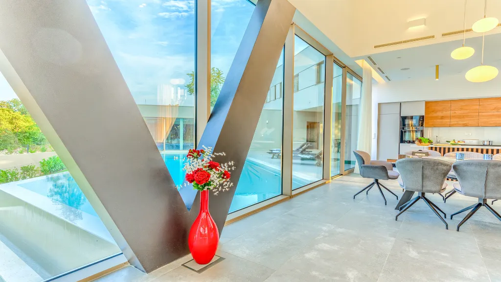 Heated Pool Villa with Spa and Tennis in Zmijavci