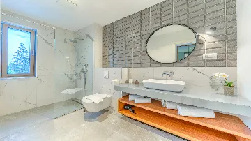 Heated Pool Villa with Spa and Tennis in Zmijavci