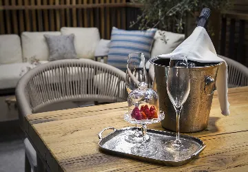 Villa in Rozat with Spa, Pool & Adriatic Views