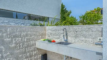 Rogoznica 5-Bedroom Villa for 10 Guests