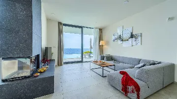 Rogoznica 5-Bedroom Villa for 10 Guests