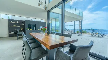 Rogoznica 5-Bedroom Villa for 10 Guests