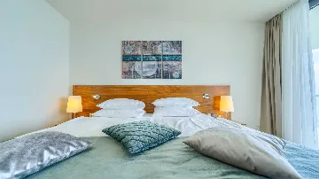 Rogoznica 5-Bedroom Villa for 10 Guests