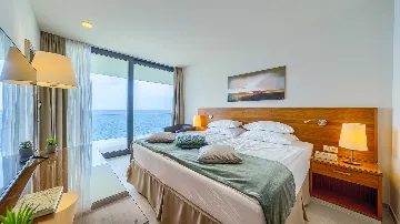 Rogoznica 5-Bedroom Villa for 10 Guests