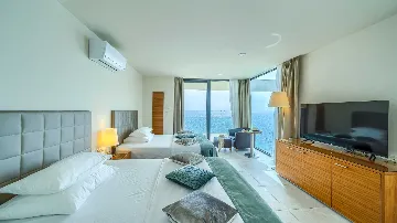 Rogoznica 5-Bedroom Villa with Heated Pool