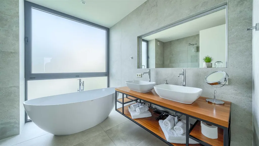 Rogoznica 5-Bedroom Villa with Heated Pool