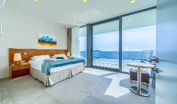 Rogoznica 5-Bedroom Villa with Heated Pool