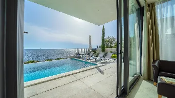 Rogoznica 5-Bedroom Villa with Heated Pool