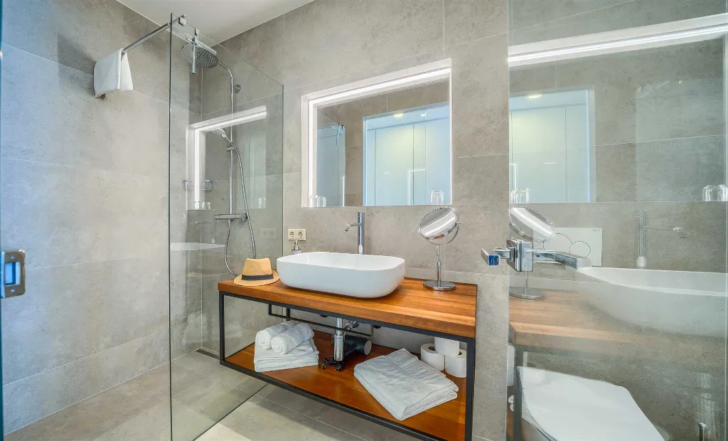 Rogoznica 5-Bedroom Villa with Heated Pool