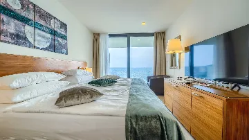 Rogoznica 5-Bedroom Villa with Heated Pool