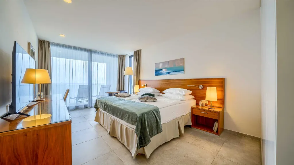 Rogoznica 5-Bedroom Villa with Heated Pool