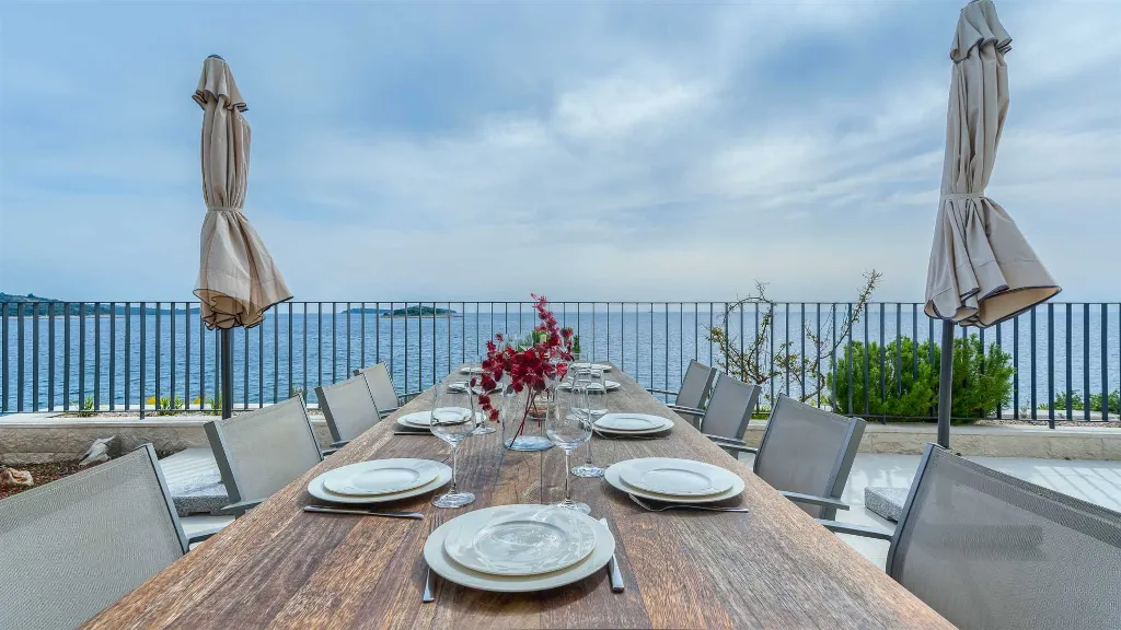 Rogoznica 5-Bedroom Villa with Heated Pool