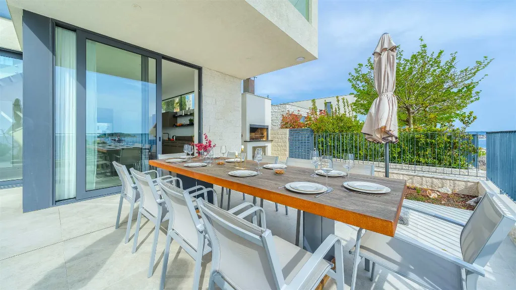 Rogoznica 5-Bedroom Villa with Heated Pool
