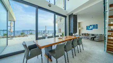 Rogoznica 5-Bedroom Villa for Up to 10 Guests