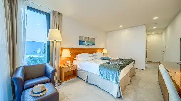 Rogoznica 5-Bedroom Villa for Up to 10 Guests