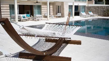 Cavtat 3-Bedroom Villa with Pool for 6 Guests