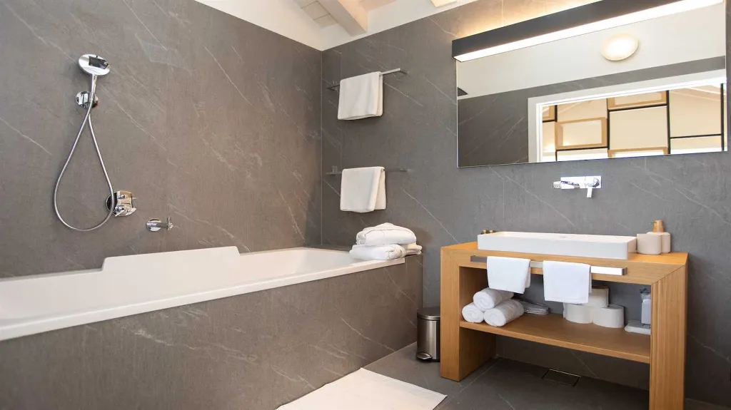 Cavtat 3-Bedroom Villa with Pool for 6 Guests
