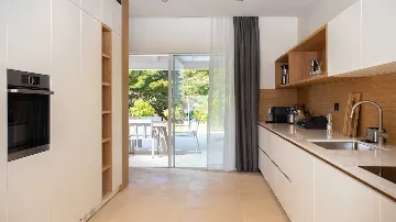 Cavtat 3-Bedroom Villa with Pool for 6 Guests