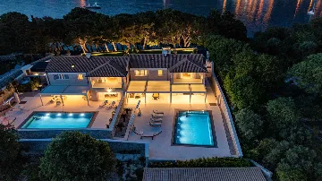 Cavtat 3-Bedroom Villa with Pool for 6 Guests