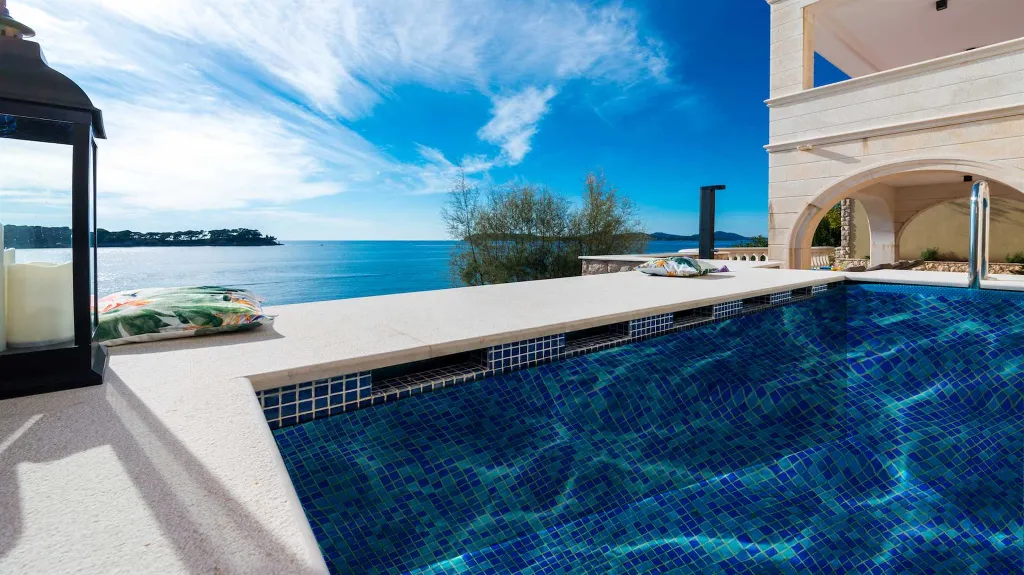 Dubrovnik Villa for 10 Adults and a Baby with Heated Pool
