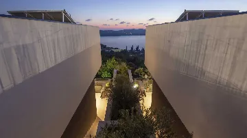 5-Bedroom Villa with Adriatic Sea Views in Orašac