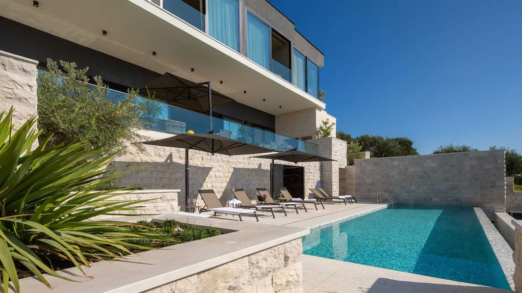 Sea-View Villa in Orašac for up to 10 Guests