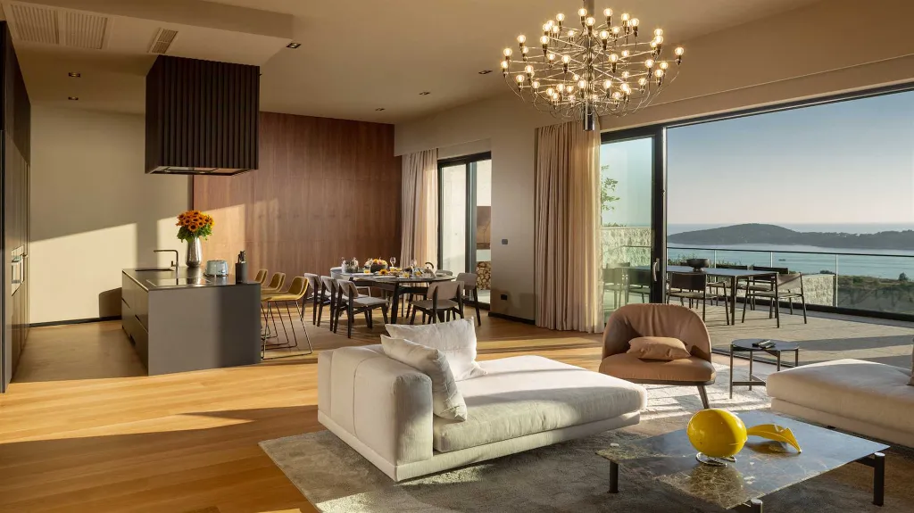 Sea-View Villa in Orašac for up to 10 Guests