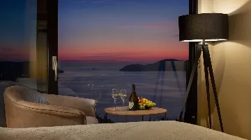 Sea-View Villa in Orašac for up to 10 Guests