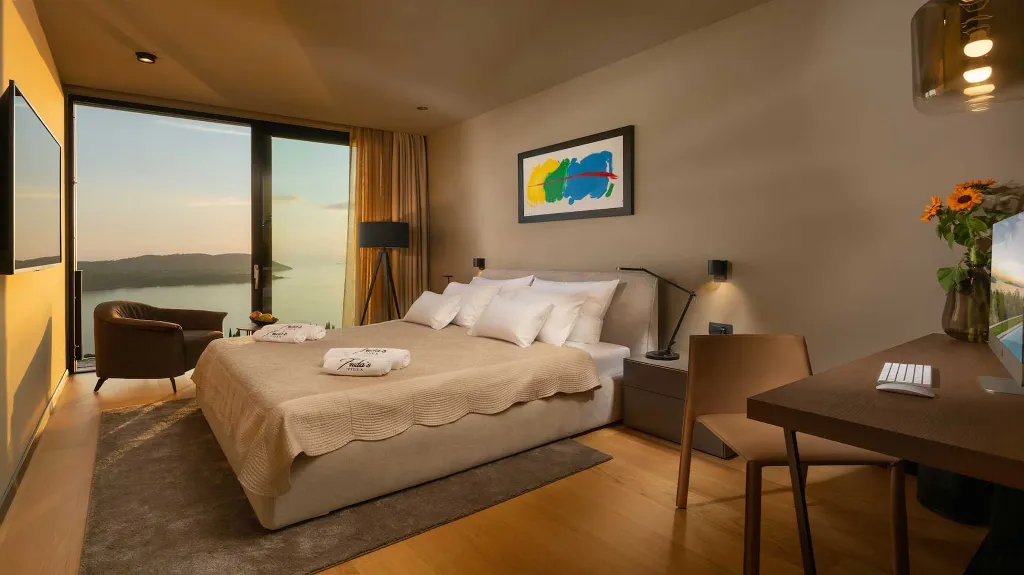 Sea-View Villa in Orašac for up to 10 Guests