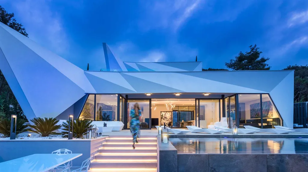 5-Bedroom Villa with Adriatic Views in Grad Korčula