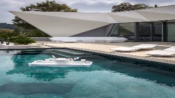 5-Bedroom Villa with Adriatic Views in Grad Korčula