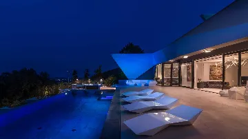 5-Bedroom Villa with Adriatic Views in Grad Korčula