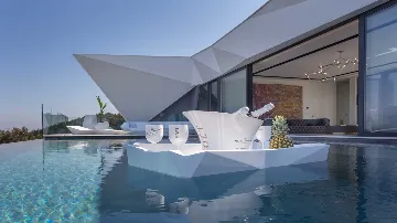 5-Bedroom Villa with Adriatic Views in Grad Korčula