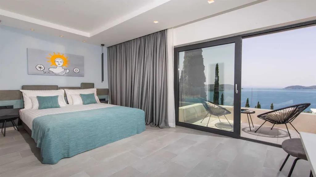 Orašac 5-Bedroom Villa for 10 Guests