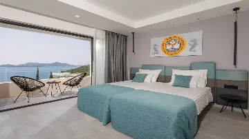 Orašac 5-Bedroom Villa for 10 Guests
