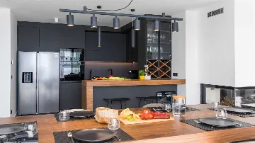 Orašac 5-Bedroom Villa for 10 Guests