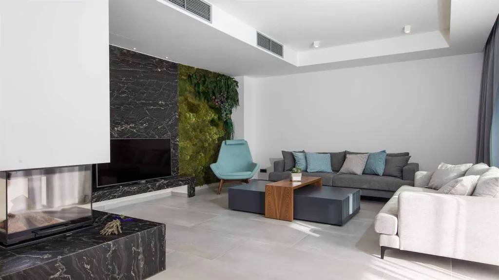 Orašac 5-Bedroom Villa for 10 Guests