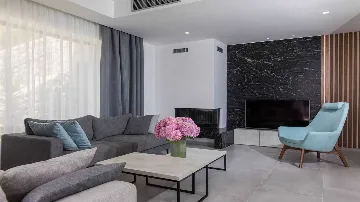 5-Bedroom Villa in Orasac for Up to 10 Guests