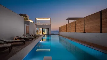 Modern 3-Bedroom Villa in Marusici (Up to 8)