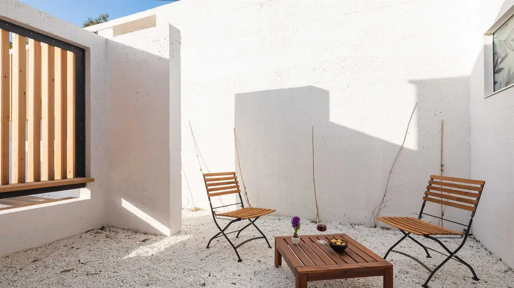Modern 3-Bedroom Villa in Marusici (Up to 8)
