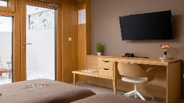 Modern 3-Bedroom Villa in Marusici (Up to 8)