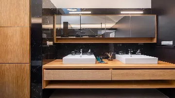 Modern 3-Bedroom Villa in Marusici (Up to 8)