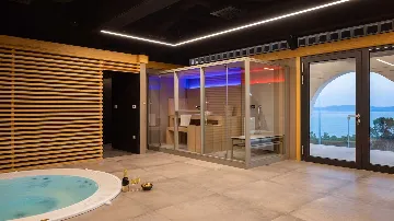 Modern 3-Bedroom Villa in Marusici (Up to 8)